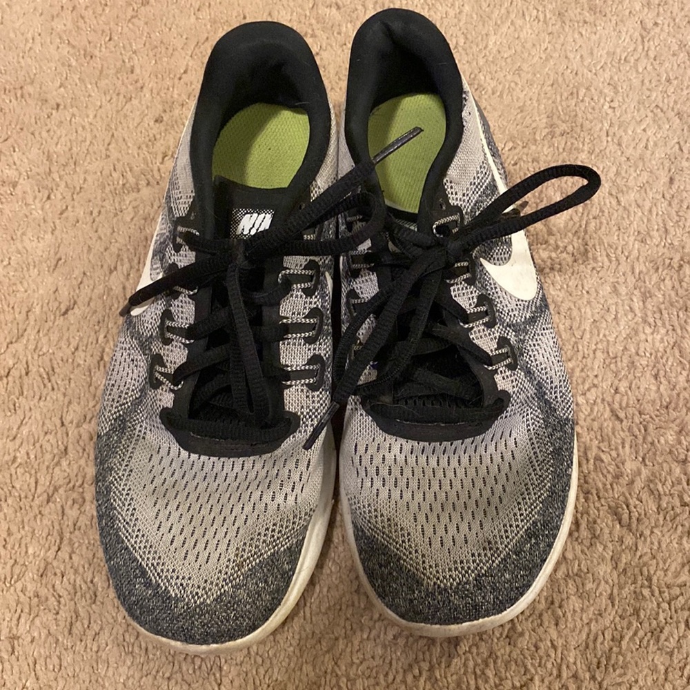Grey/white Nike free sneakers size 9